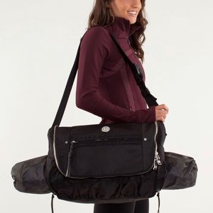 Lululemon Yoga Moto Messenger Bag